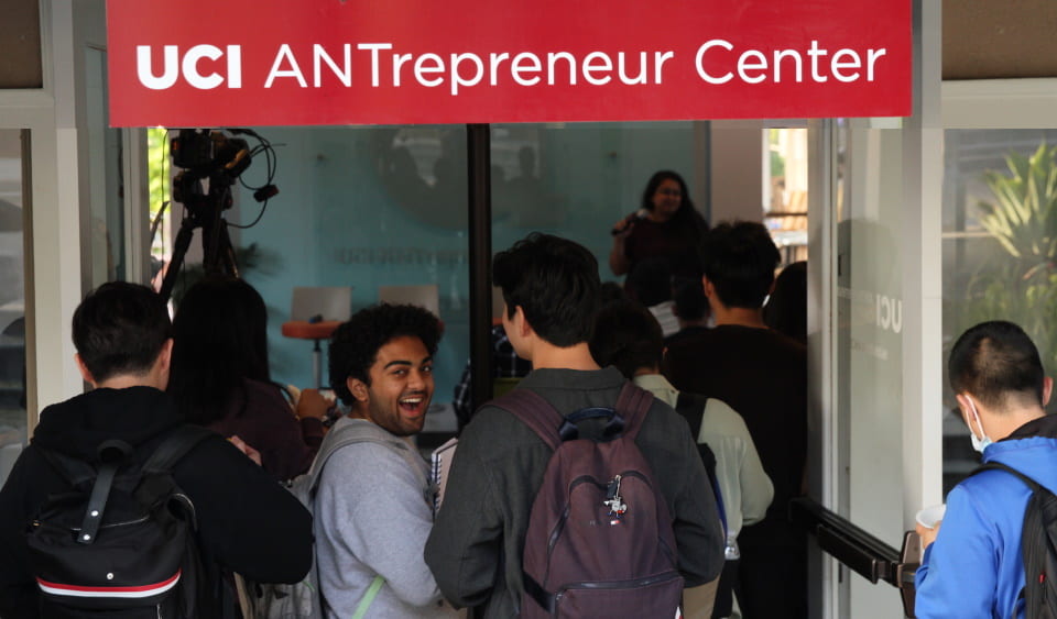 (Photo: Kyle Good) Ayaan Dhir walks into the UCI ANTrepreneur Center before an event.